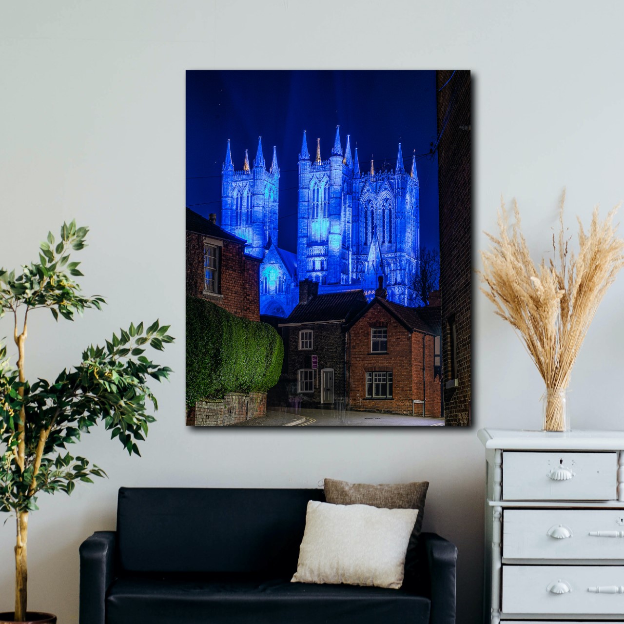 Andrew Scott blue Lincoln Cathedral photo