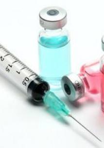 immunisation needle and bottle 